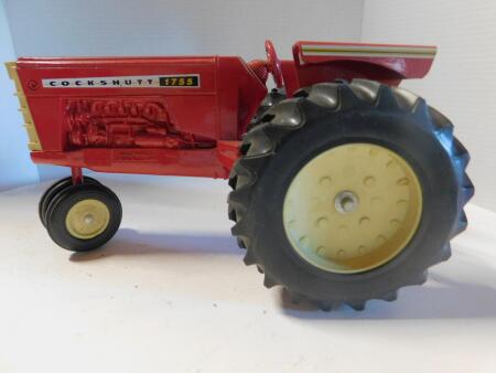 1/16 Cockshutt 1755 Tractor, Signed by Joe Ertl