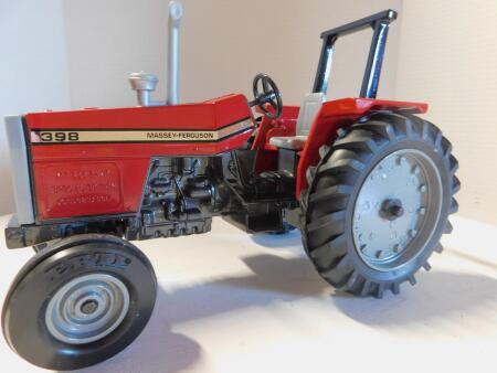1/16 Massey Ferguson 398 Tractor w/ROPS