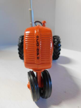 1/16 Cockshutt Coop Tractor