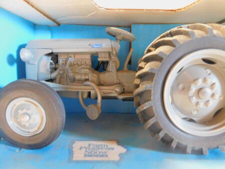 1/16 Ferguson TO20 Tractor