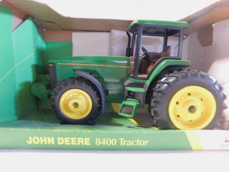 1/16 JD 8400 Collector Edn