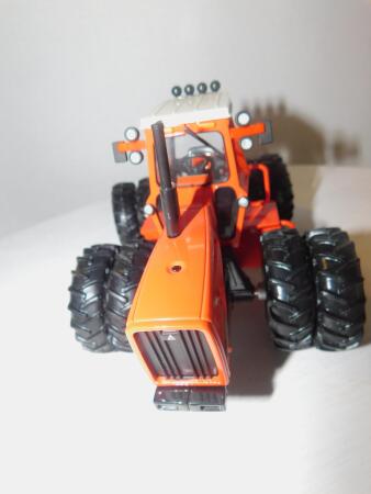 1/32 Ertl AC 7580 4WD 2008 NFTS, NIB