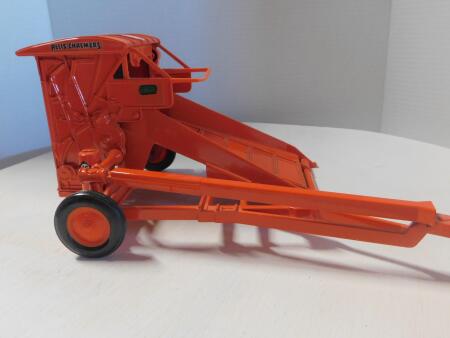 1/16 Ertl Allis Chalmers Roto Baler
