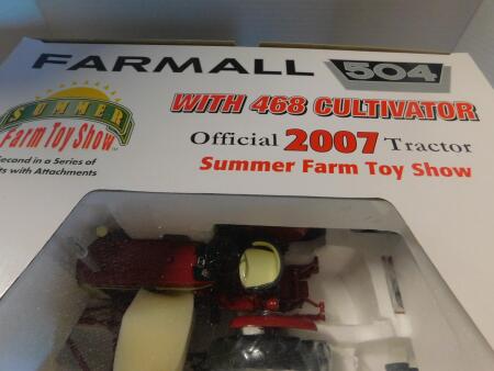1/16 Farmall 504 w/Cultivator, NIB