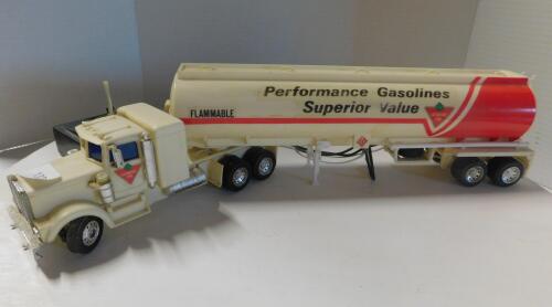 1/32 RC Kenworth, Canadian Tire