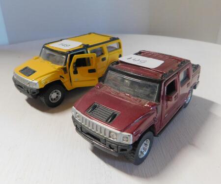 Lot of 2 Hummers