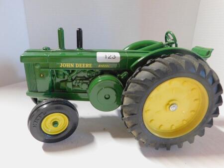 1/16 John Deere R Diesel