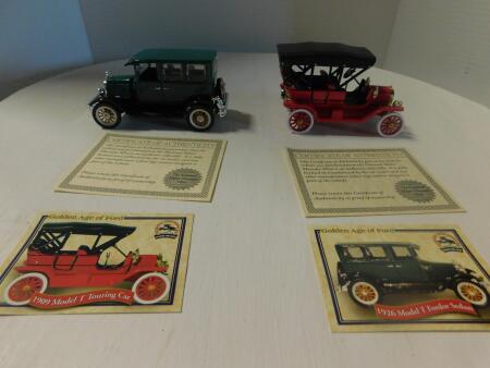 1926 Ford Fordor & 1909 Ford Model T