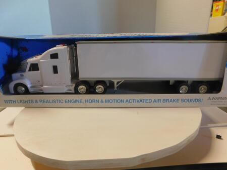 1st Gear Tractor Trailer, Large w/Sounds, NIB