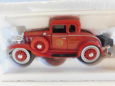 Ertl Chief Riverside Fire Dept 1932 Chev Roadster