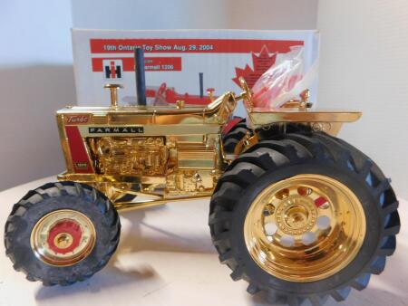 1/16 04 IH 1206 Tr w/MFD, Ont. Toy Show Edn