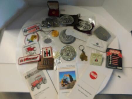 Misc Memorabilia & Collector Belt Buckles
