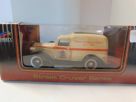 1/24 1936 Dodge Delivery Van, Ideal Supply