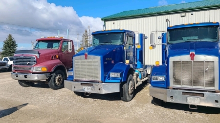 2014 Kenworth T800 Tandem Truck