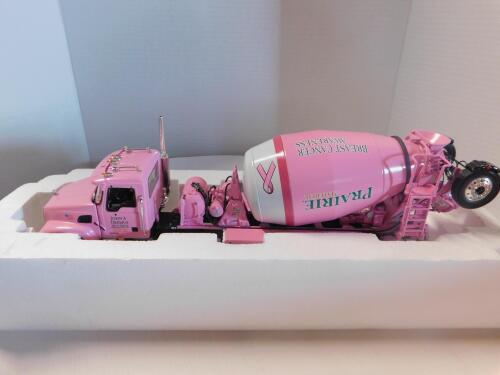1/50 First Gear Mack Mixer, Prairie Pink