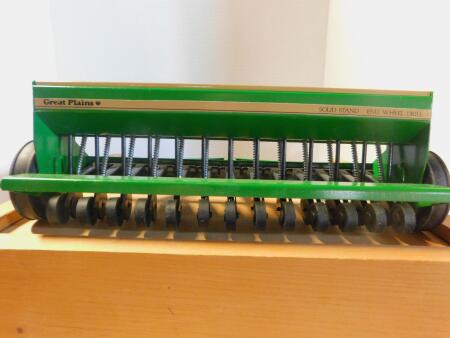 1/16 Great Plains Seed Drill in Display Box