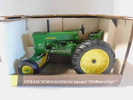1/16 John Deere Row Crop Collectors Edn