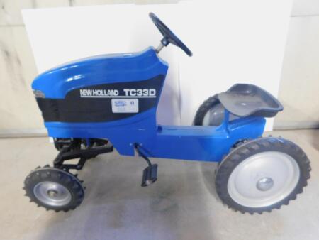 New Holland TC33D Pedal Tractor