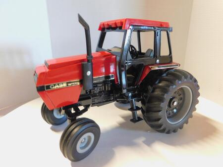 1/16 Case IH 2594 Las Vegas Edn, NIB