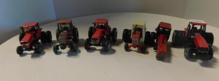 1/64 Lot of CIH & IH Tractors