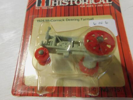 1/64 IH Historical Set on Cards - 6 Tractors