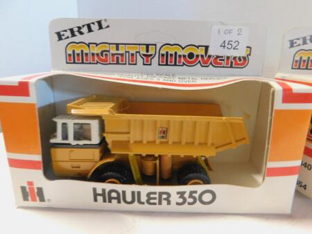 1/64 2 Ertl Mighty Movers Dump Truck & Excavator