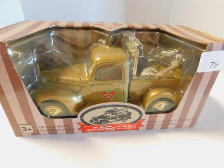 1/24 40's Camion Ford Canadian Tire Tow Truck