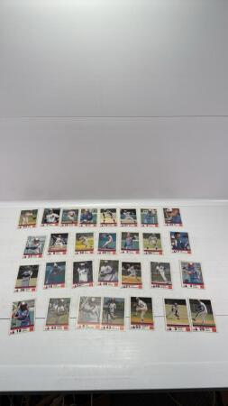 Montreal Expos 1983 Complete Set of Cards 1-30