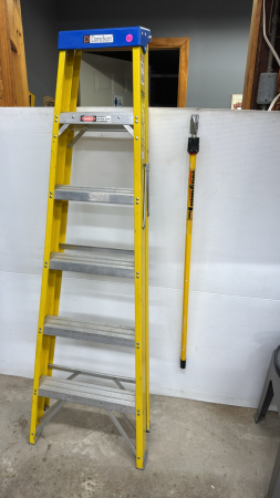6ft Fibreglass Step Ladder