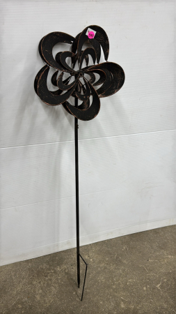 Metal Rotating Whirly Gig