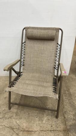 Extra Wide Folding Chair