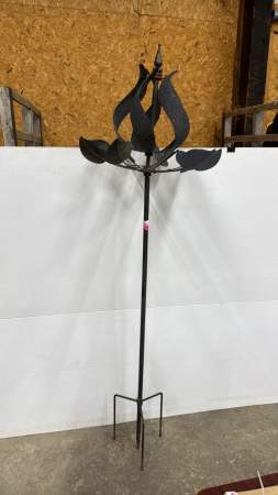 Double Metal Rotating Whirly Gig