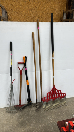 Garden Tool Lot