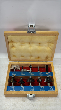 10PC Mastercraft Router Bit Set w/Case