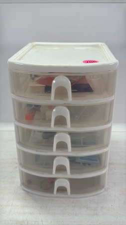 Small Rubbermaid 5 Drawer Unit w/Some Hardware