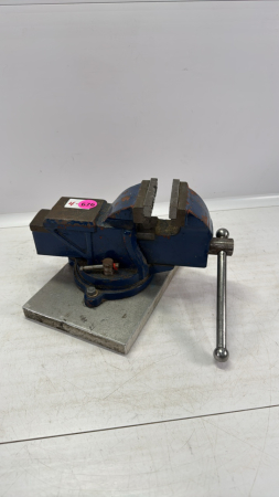 3in Swivel Bench Vise