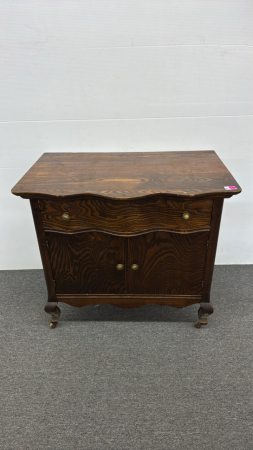 Wash Stand with Serpentine Front