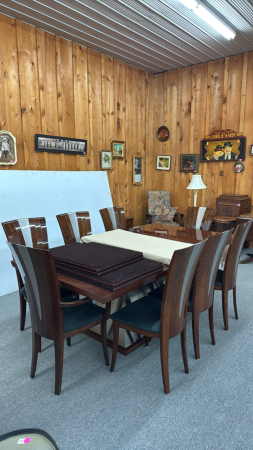Ultra Modern Dining Room Pedestal Extension Table