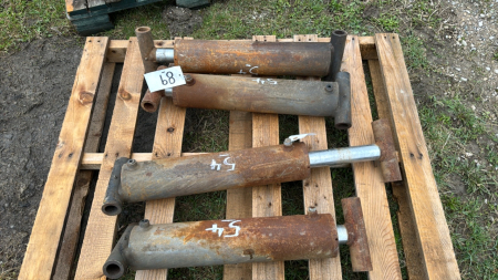 4 Large Hydraulic Cylinders