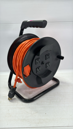 Electrical Cord with 4 Outlets and Reset