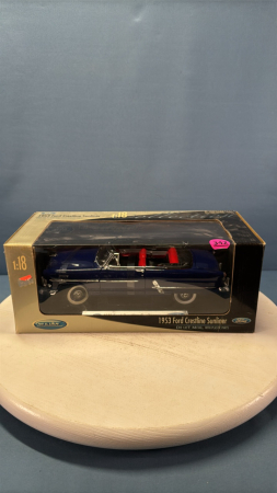 1953 Ford Crestline Sunliner