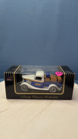 Castle 1935 Ford Pickup