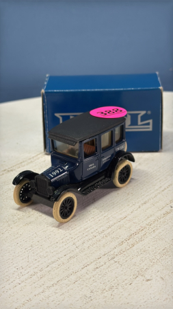 1923 Ford Fordor Sedan