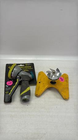 Garden Hose Nozzel & Lawn Sprinkler