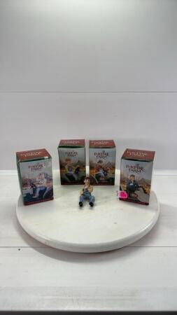 (5) Foxfire Farm Figurines