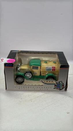 Co-Op Model A Truck with Tank