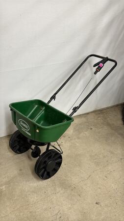 Scotts 1000 Fertilzer Spreader