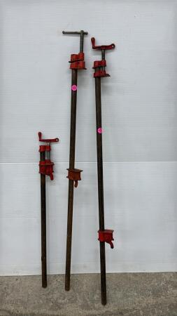 (3) 3/4in Pipe Clamps