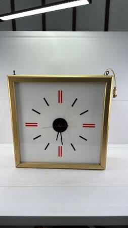 20in Square Lighted Clock - Not Working