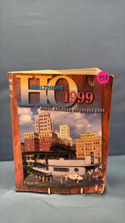 HO Walthers 1999 Model Railroad Reference Book